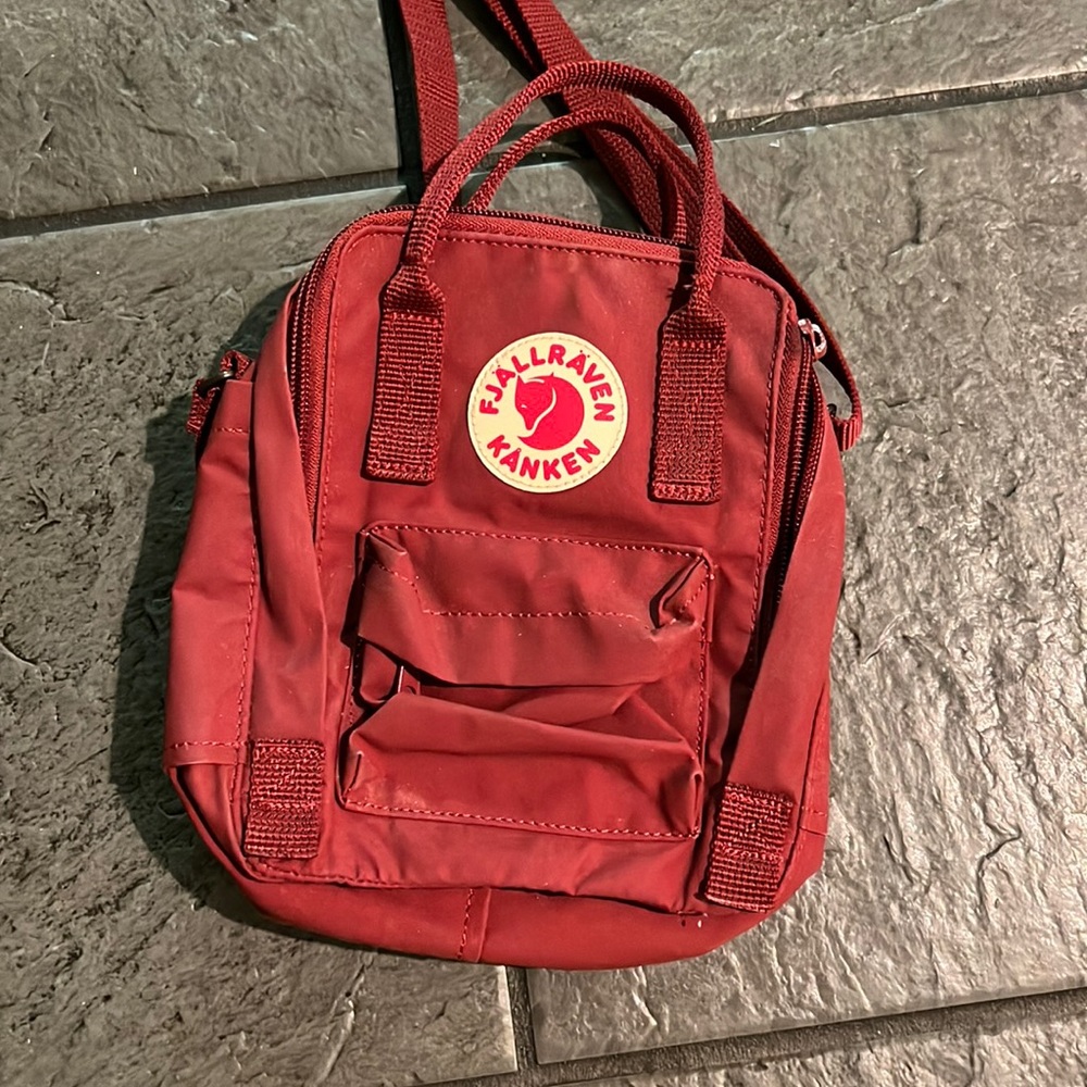 Fjallfaven Mini Backpack Maroon - image 1